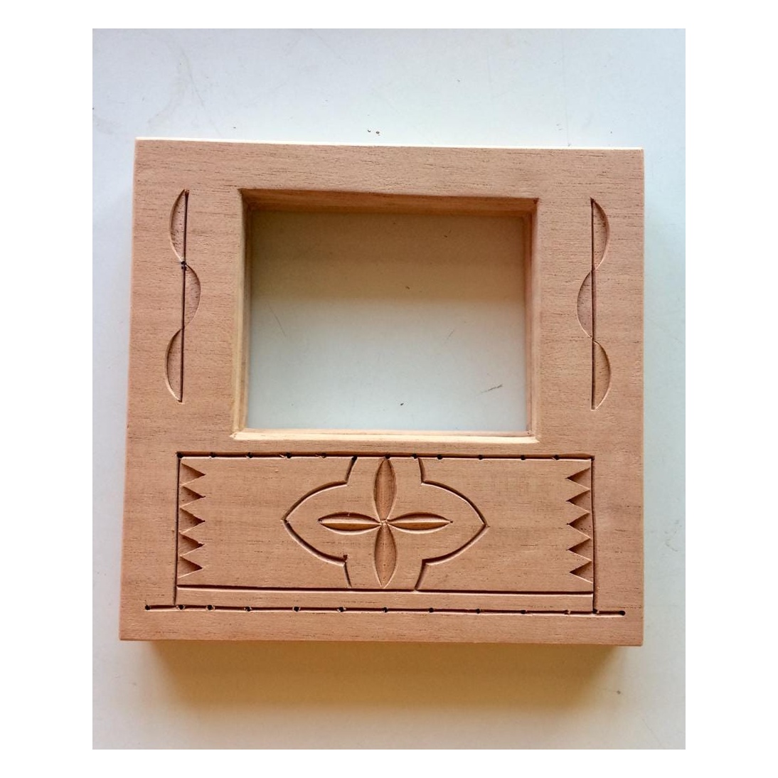 Square wooden UMA. handle